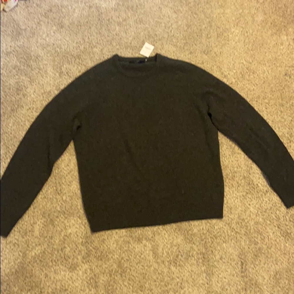Men’s large lambs wool sweater